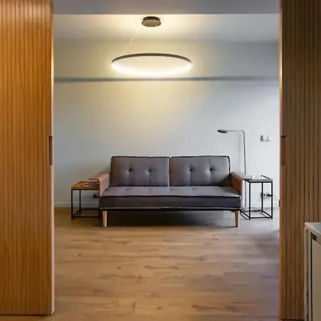 Luxury Near Fonte Luminosa דירה *
