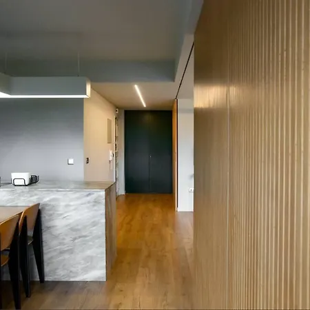 Luxury Near Fonte Luminosa דירה *