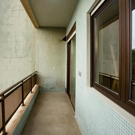 Luxury Near Fonte Luminosa Apartamento *