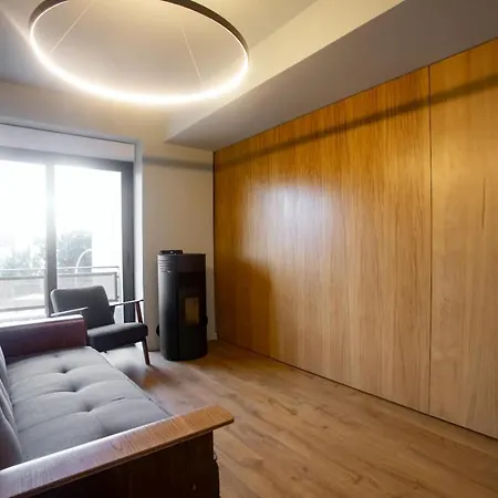 Apartment Luxury Near Fonte Luminosa